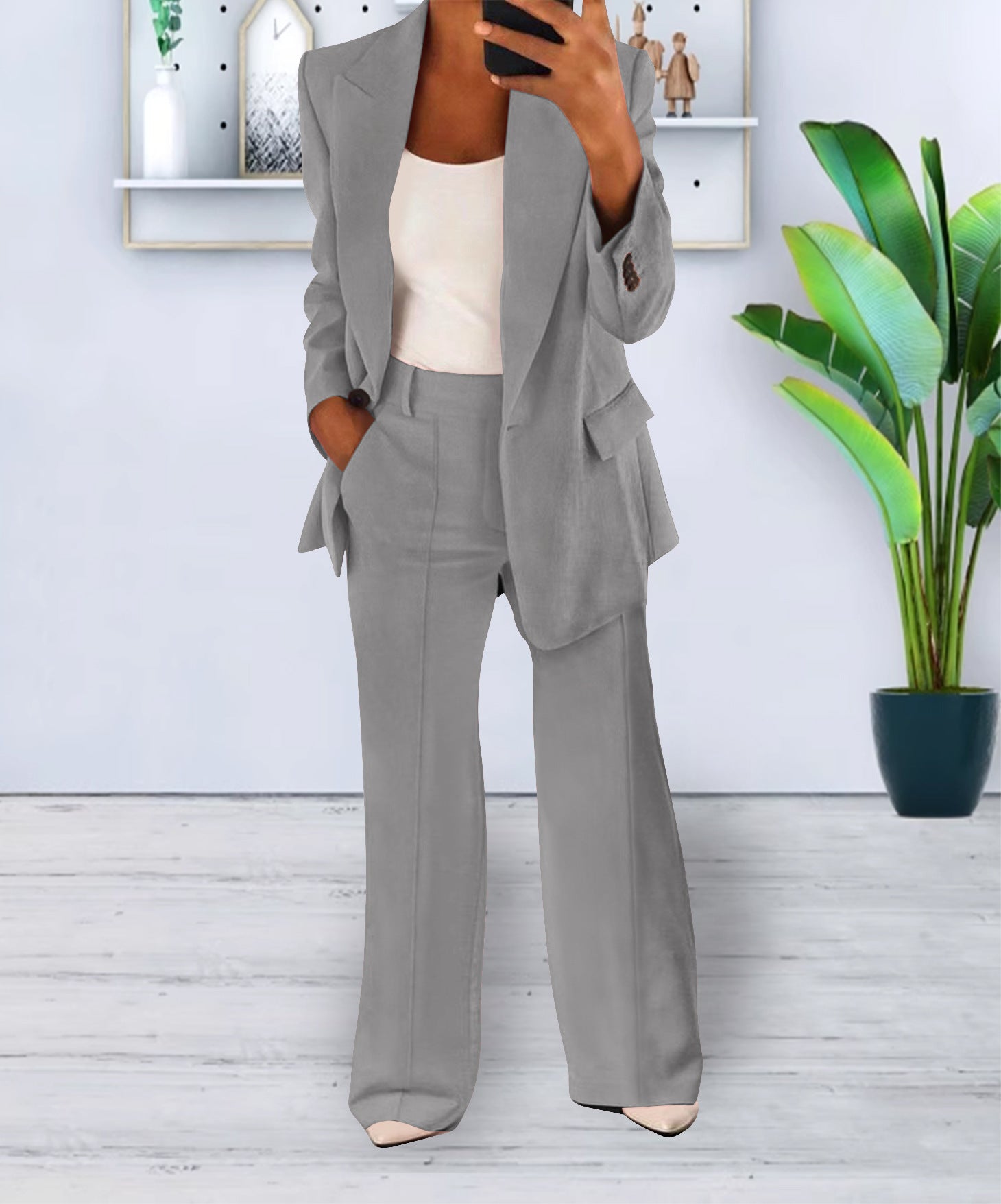 Conjunto chaqueta y pantalón